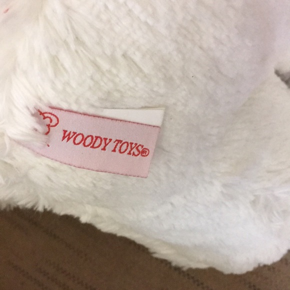 White plush bear with heart - Picture 3 of 6